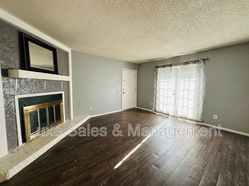 Oklahoma City Condo: 6034 NW Expressway