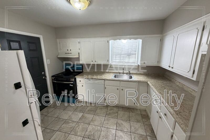 Mobile House: 1504 Dauphin St