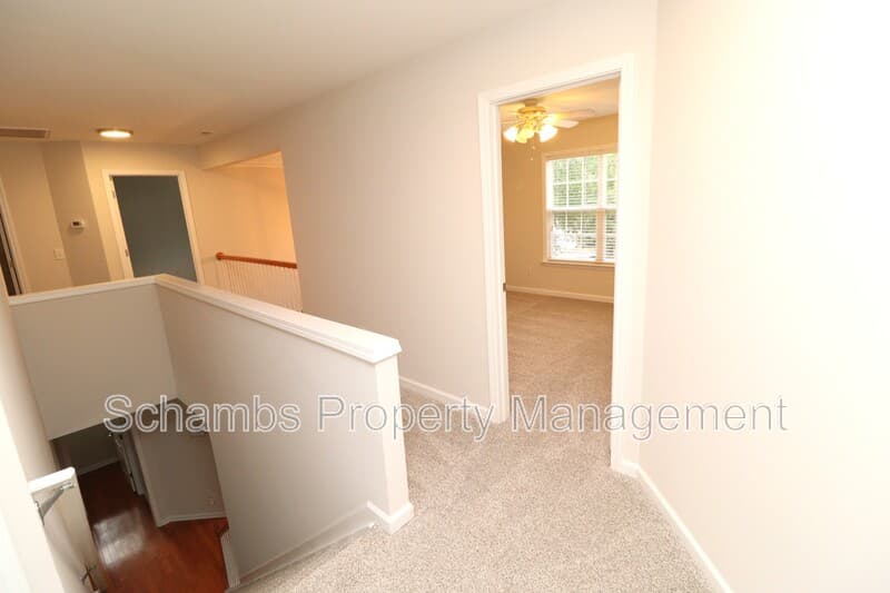 Cary House: 308 Marble Glow Ct
