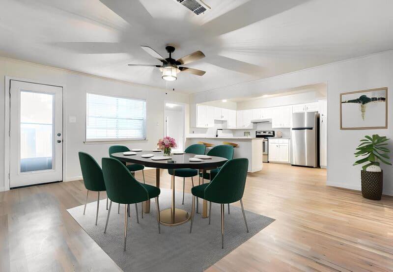 Sherman House: 524 N Woods