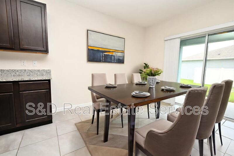 Lakeland House: 2548 Ryland Falls Drive