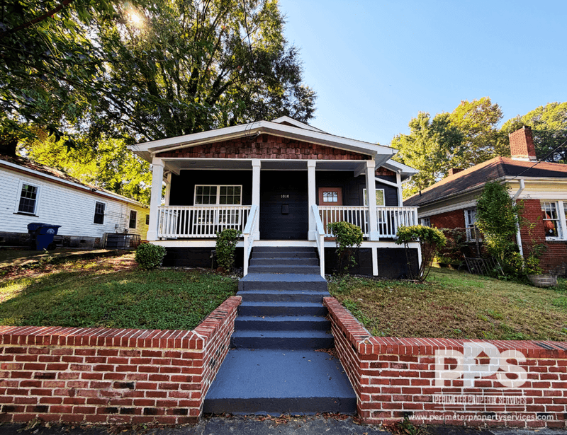 Atlanta House: 1010 Palmetto Ave SW