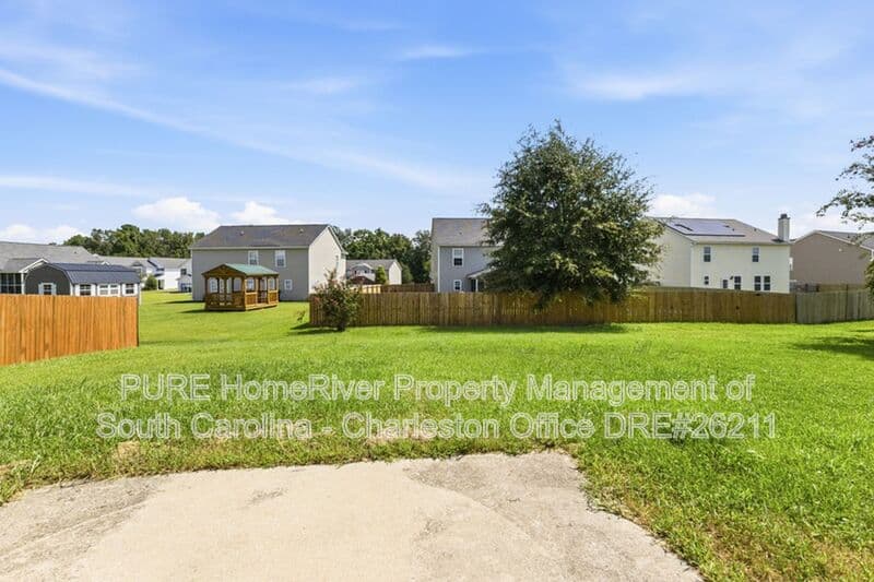 Goose Creek House: 437 Watershed Dr