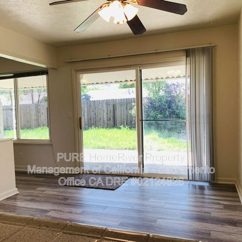 Sacramento House: 5320 Andrea Boulevard