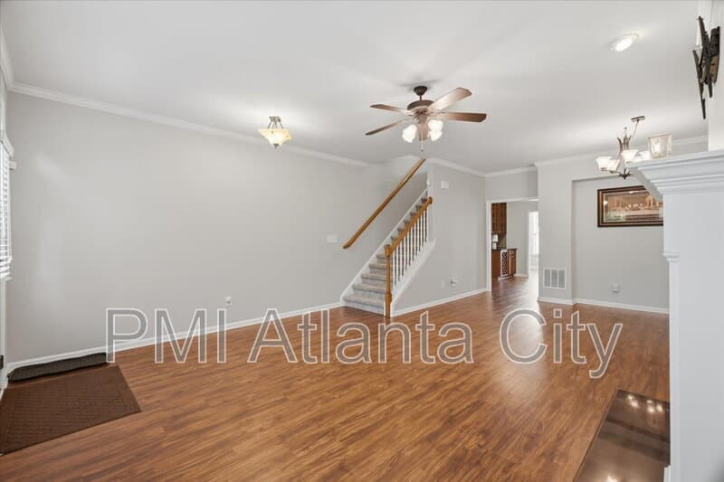 Suwanee Townhome: 4428 Grove Field Park NW