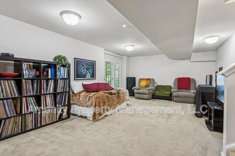 Toano House: 3271 Newland Court