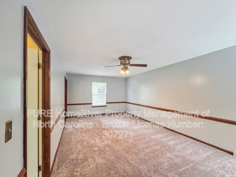 Mint Hill House: 9444 Stately Oak Ln