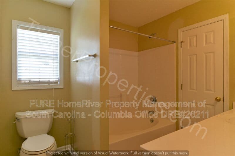 Hopkins House: 129 Alexander Pointe Dr