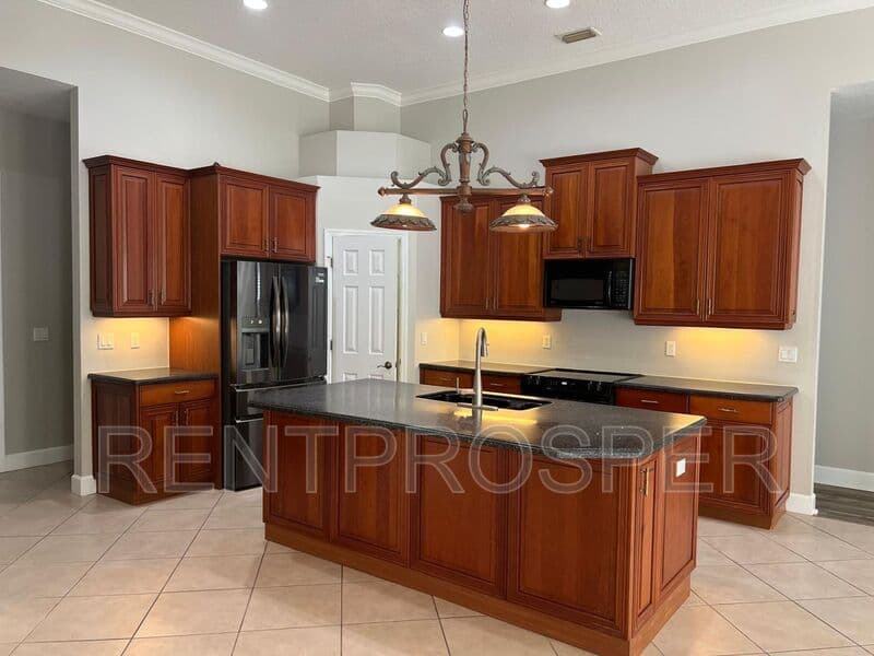Ormond Beach House: 971 Stone Lake Drive