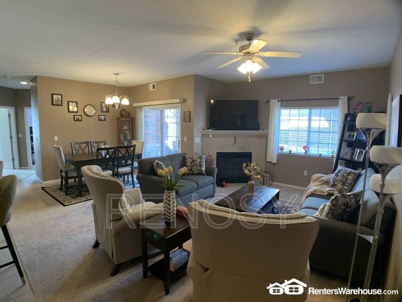 West Des Moines House: 6255 Beechtree Dr