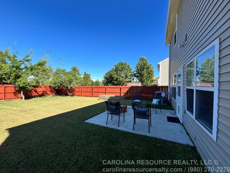 Charlotte House: 16328 Hayfield Road