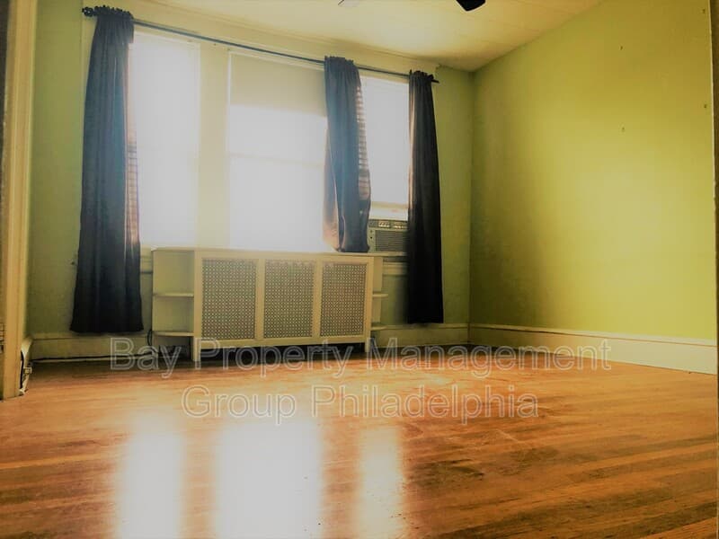 Philadelphia House: 618 Gerhard St