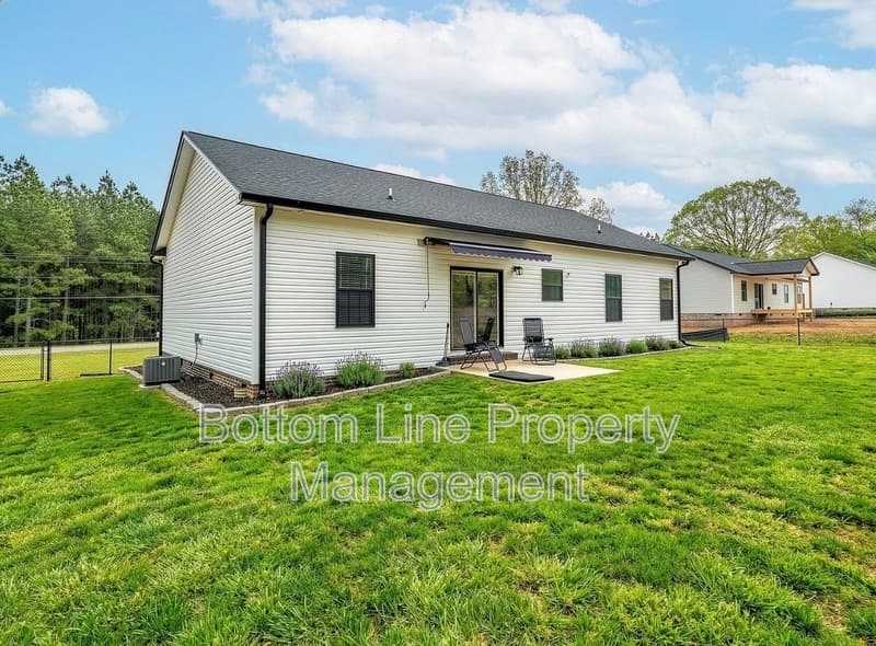 Crouse House: 2462 Shoal Rd