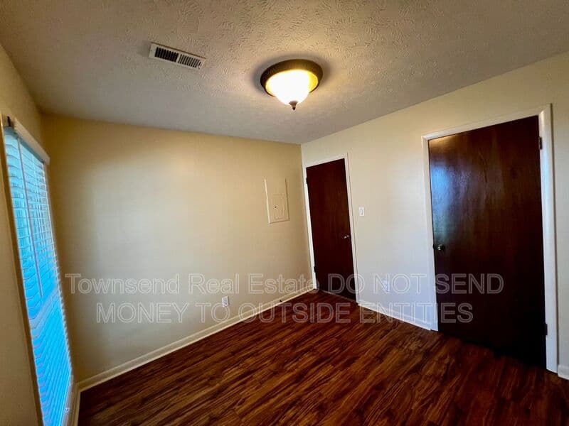 Fayetteville House: 2740 Helaman Ct.
