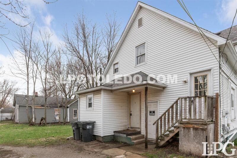 Toledo Condo: 3843 Peru St