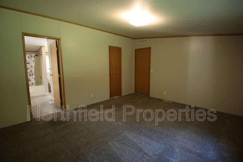 Tulalip House: 12105 26th Ave NE