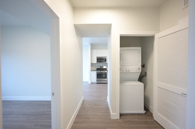 East Orange Condo: 475 William Street - 305