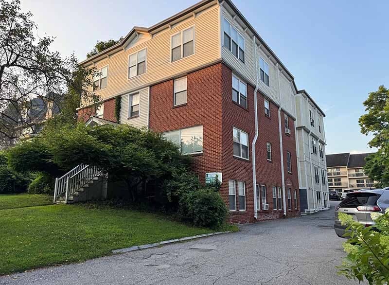 Burlington Condo: 361 Pearl Street, Unit 2