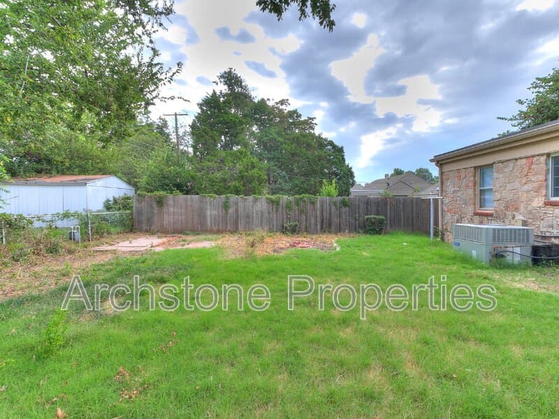 Oklahoma City House: 2617 Northwest 37th Street
