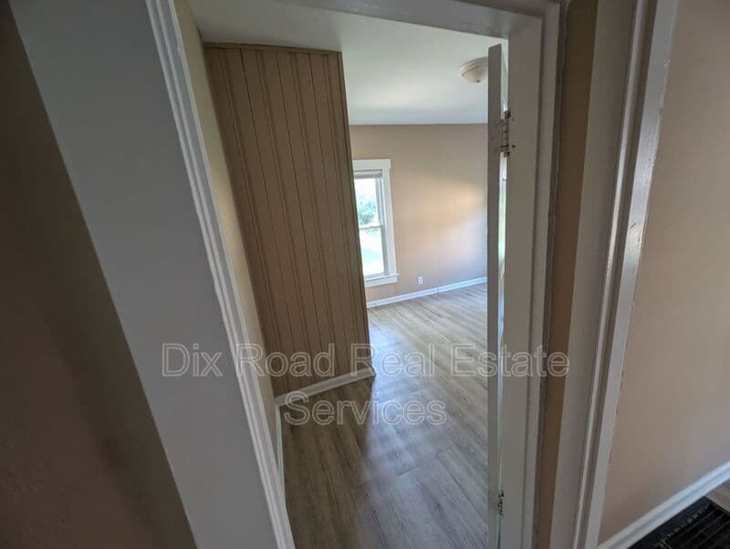 Middletown House: 1406 Calumet Avenue