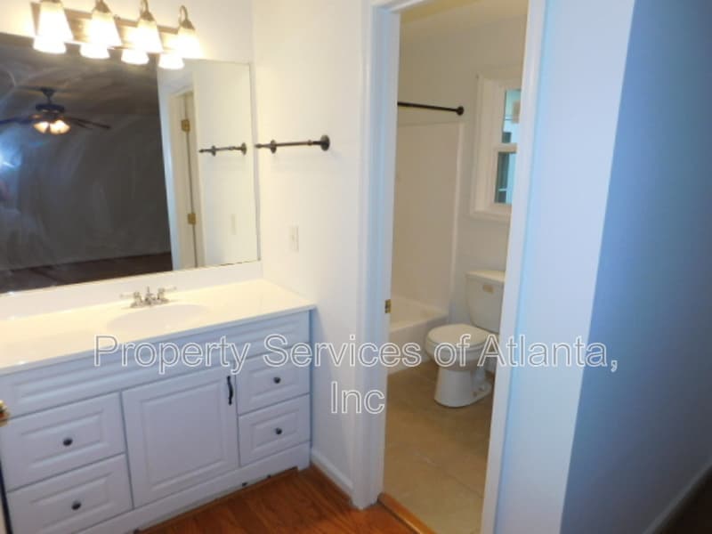 Marietta House: 1710 Pine Rd