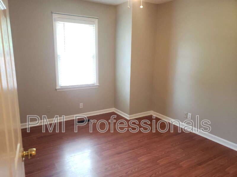 Murfreesboro House: 218 Beechwood Cir