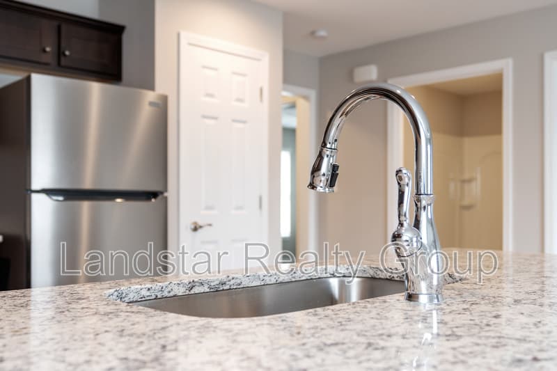 Louisville Condo: 7312 Tiger Way