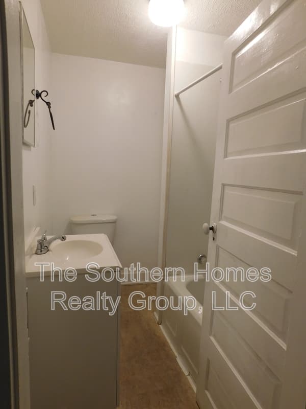 Etowah Condo: 830 Tennessee Ave., Apt 1