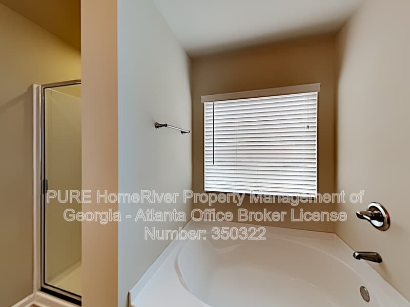 Dallas House: 130 Laurelcrest Ln