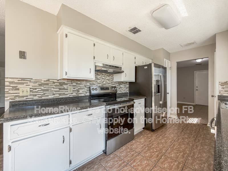 Middleburg House: 1715 Dalby Ct