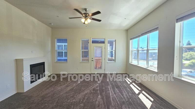 Scappoose Condo: 33763 East Columbia Avenue - 7