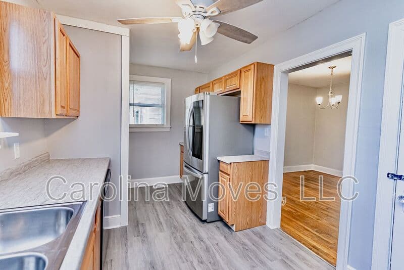 Spartanburg House: 202 Brookwood Terrace
