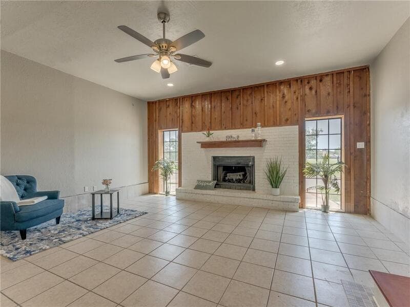 Oklahoma City House: 4901 South Rhode Island Avenue