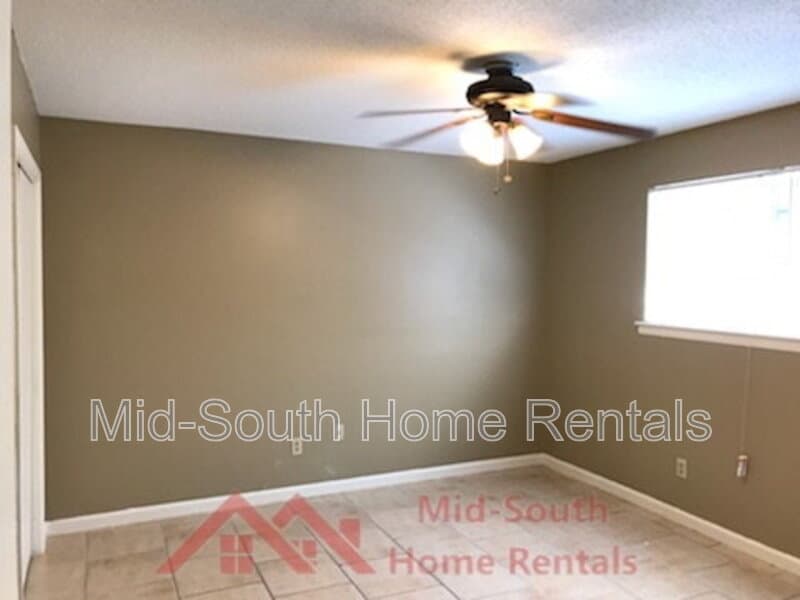 Memphis Condo: 129 Stonewall Ave