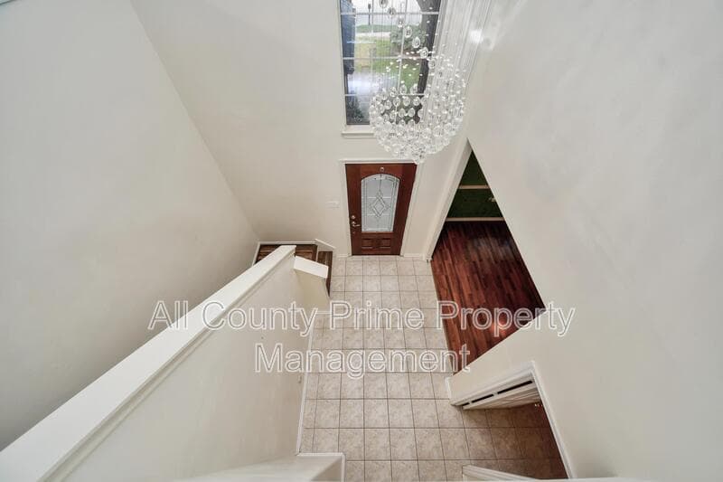 Cypress House: 22030 Gold Leaf Trail