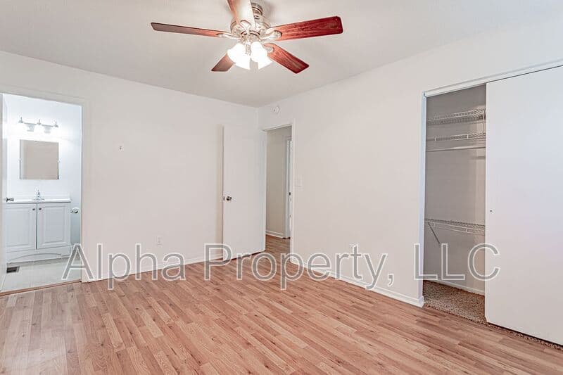 Greer House: 134 Saturn Lane