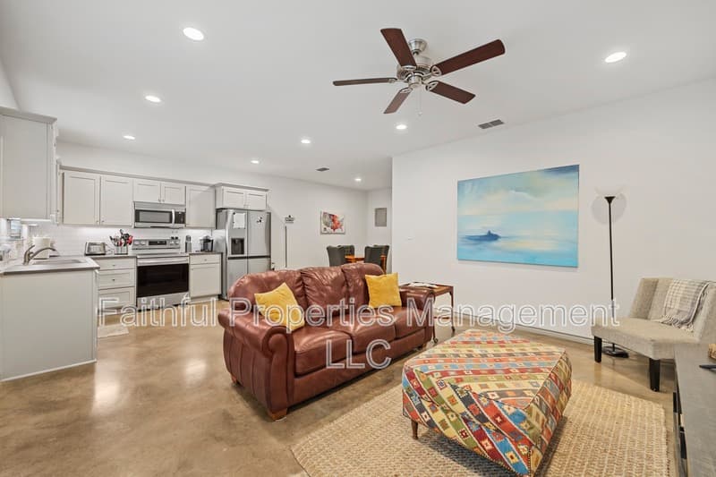 Lindale Condo: 16246 County Road 4100 - 25