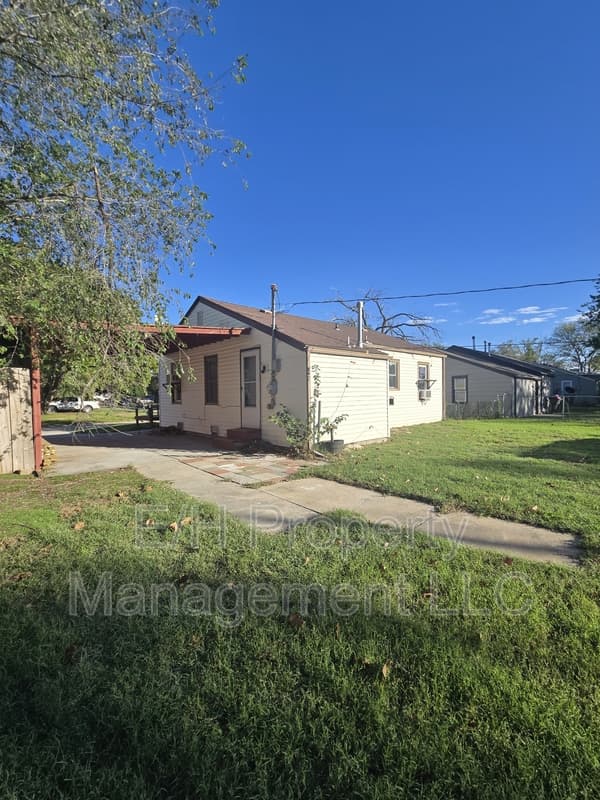 Wichita House: 6525 A Street