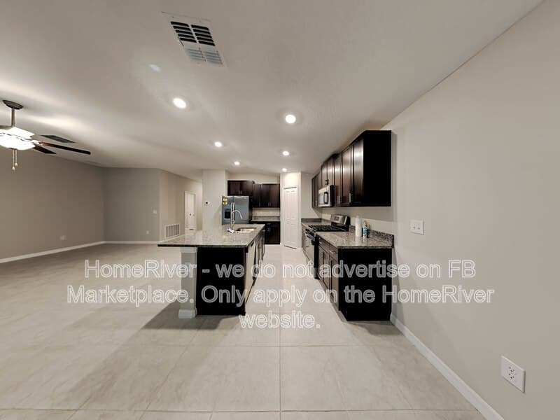 Riverview House: 10318 Scarlett Skimmer Dr