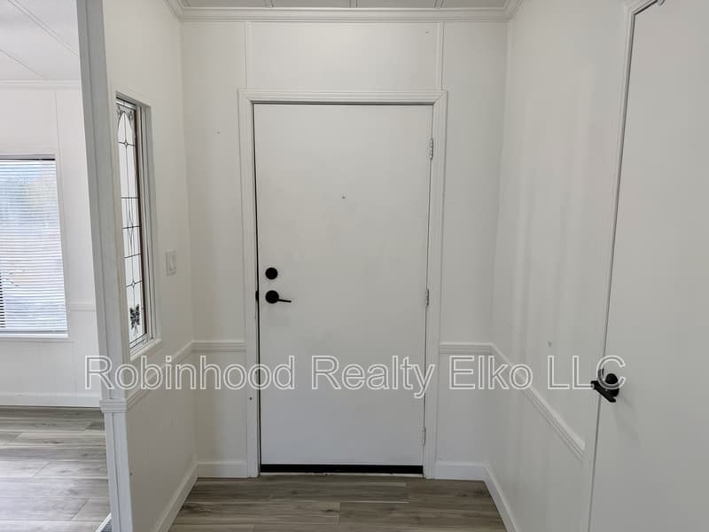 Spring Creek House: 579 Brent Drive