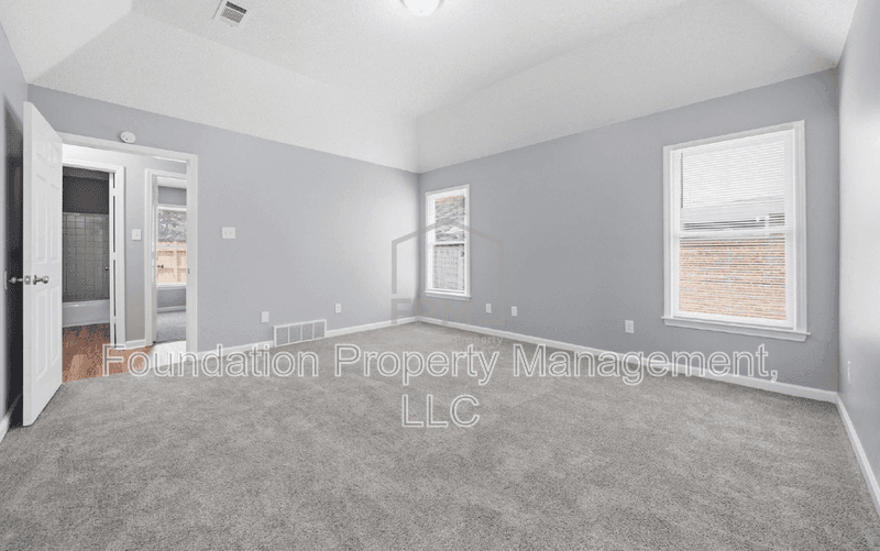 Cordova House: 1491 Appling Wood Cove South