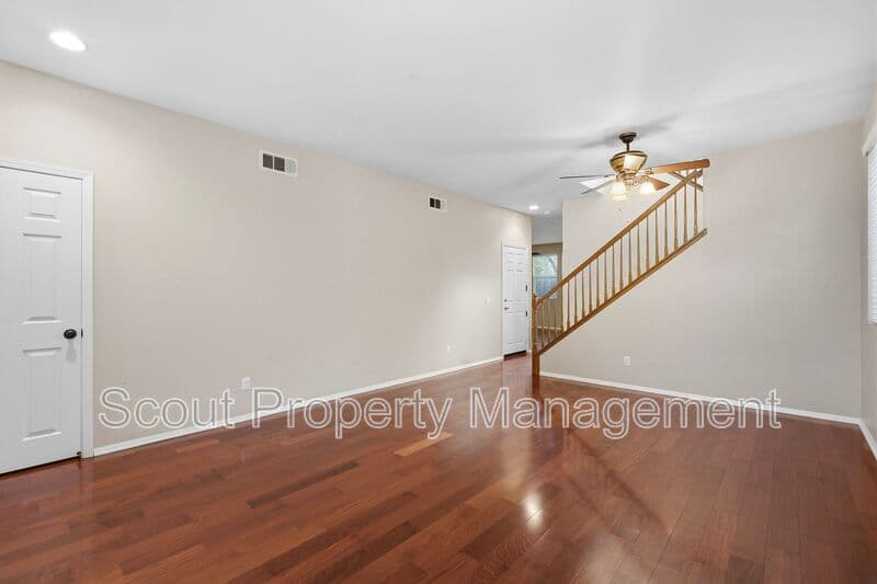 Temecula House: 40099 Annapolis Drive