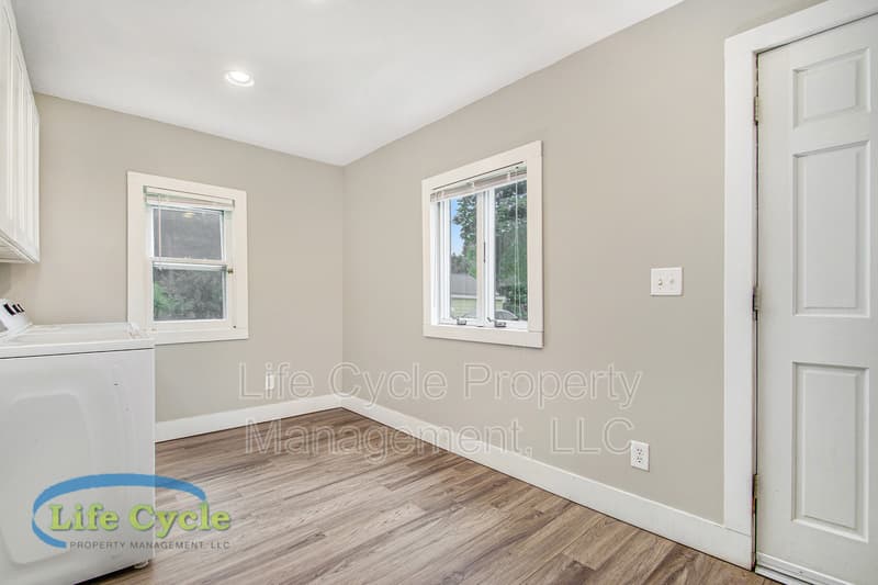 Grand Rapids House: 1310 Beechwood