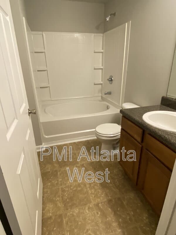 Lithonia House: 4203 Fairington Club Dr