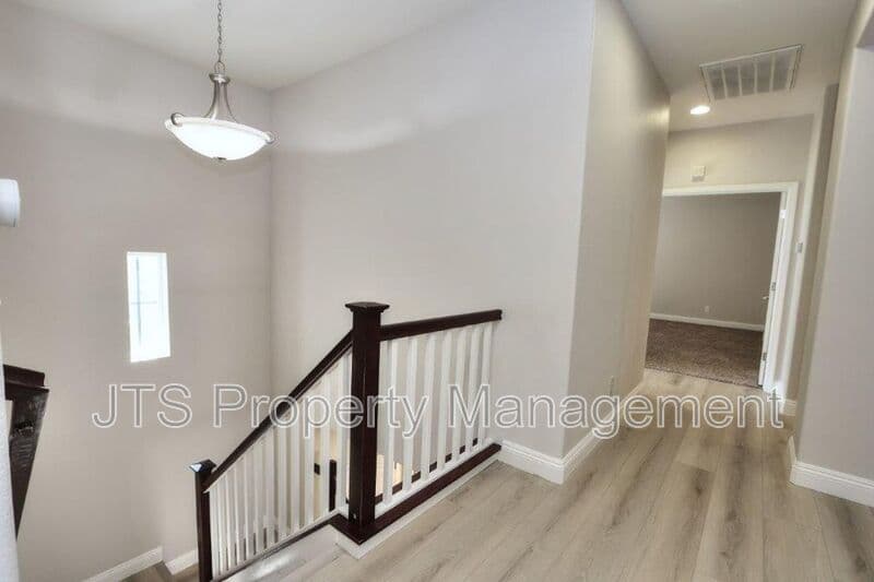 Sacramento House: 5424 Washoe Street