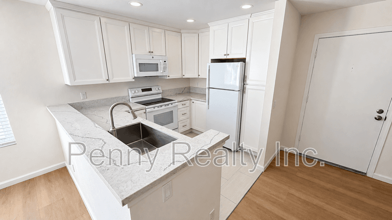 San Diego Condo: 8756 Mira Mesa Blvd