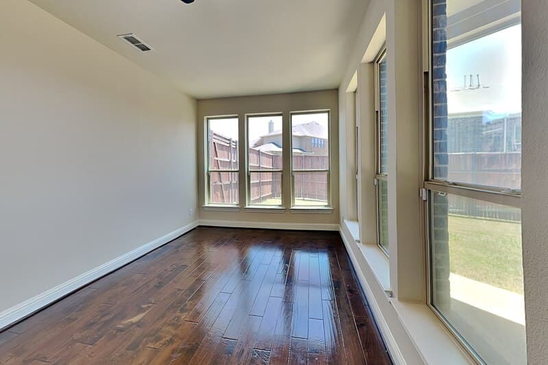 Garland House: 3006 Knightsbridge Ln