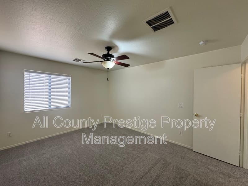 Laveen House: 6859 W Darrel Road