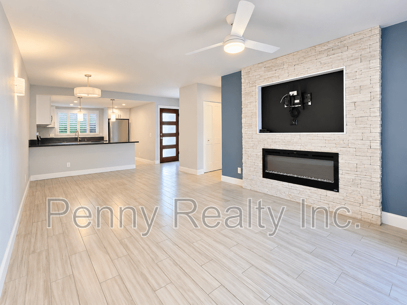 Carlsbad Condo: 6575 Paseo Del Norte