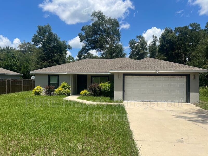 Ocala House: 11165 NW 7th Street
